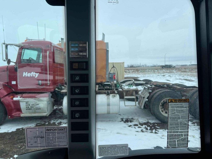 new-holland-tn70da-image-27