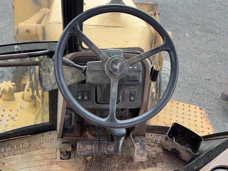john-deere-310d-image-20