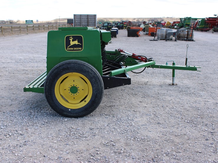 john-deere-450-image-4
