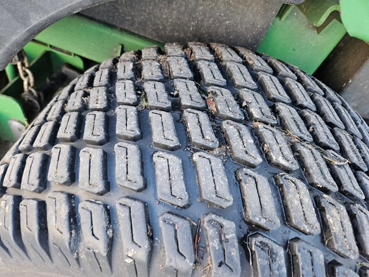 john-deere-777-image-26