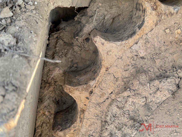 komatsu-pc210-lc-10-image-13