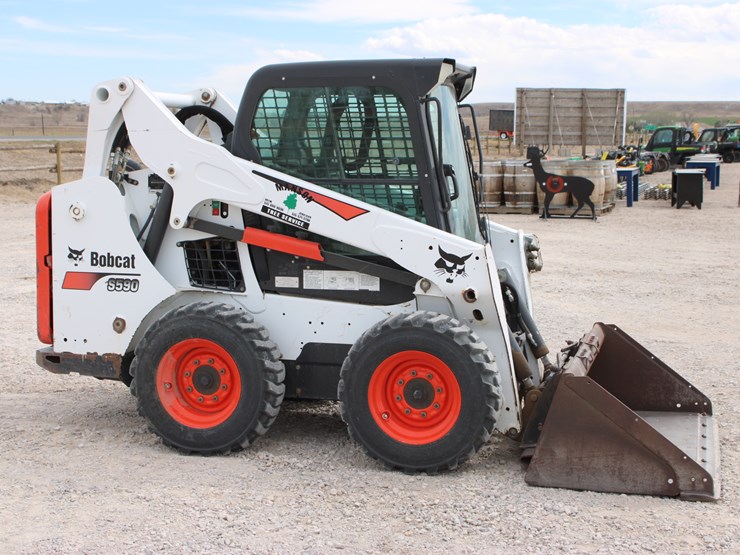2017-bobcat-s590-image-5