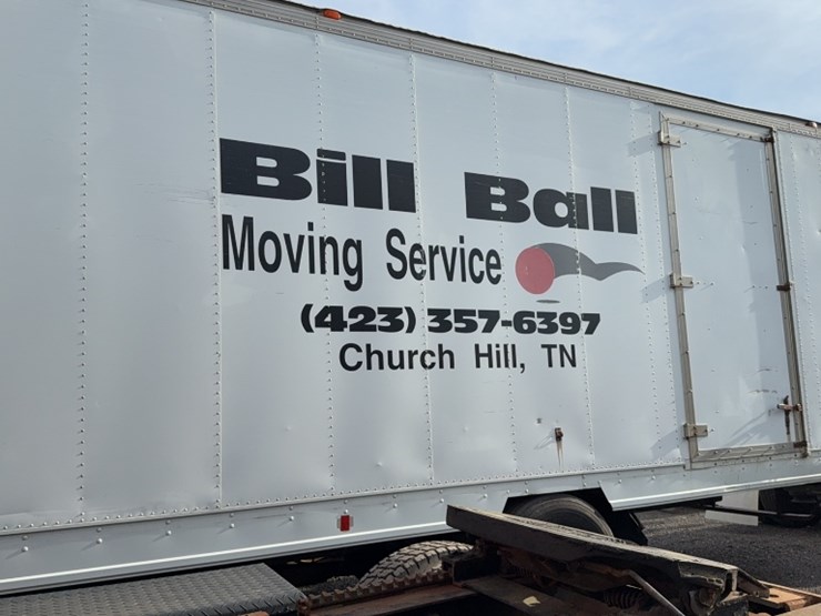 1998-freightliner-fl70-image-12