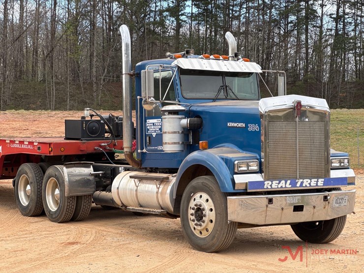 kenworth-w900-image-1