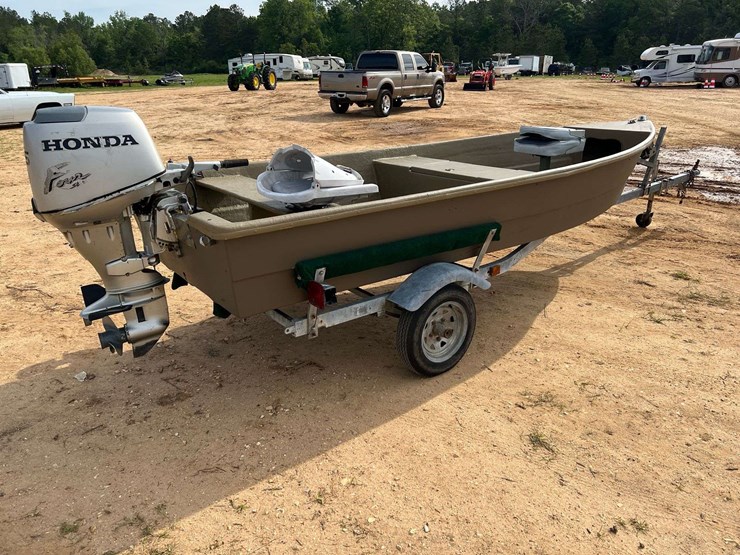 14'-fiberglass-jon-boat-w/honda-25hp-4-stroke-outboard-motor-&-trailer-image-3