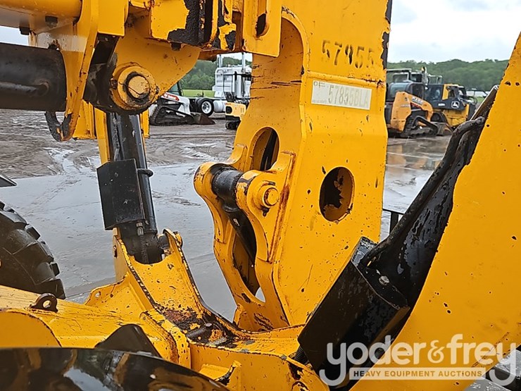 2018-jcb-510-56-image-13