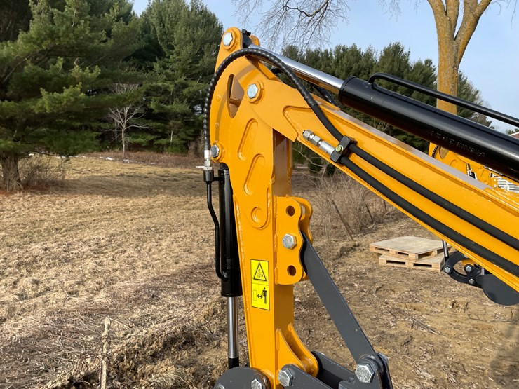 #1042-•-new-ats-rt12r-mini-excavator-image-27