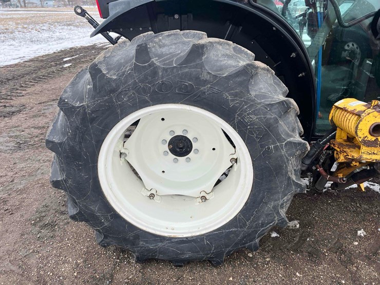 new-holland-tn70da-image-22