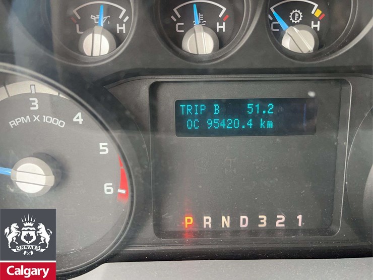 2015-ford-f550-image-26