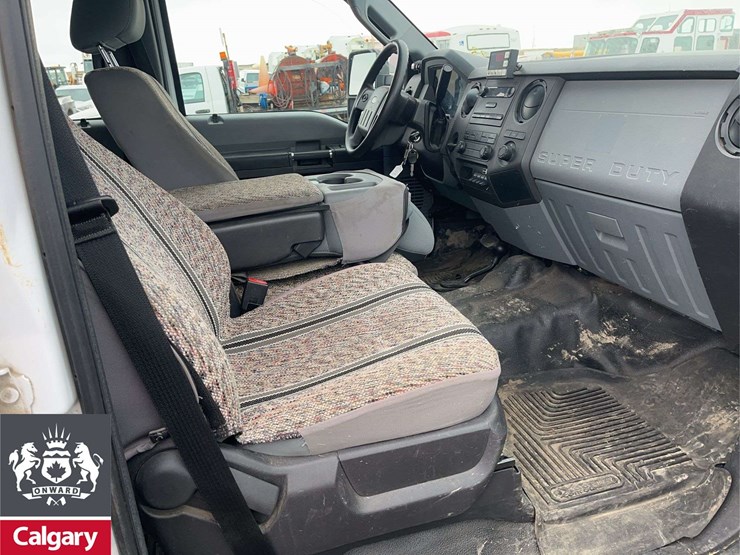 2015-ford-f550-image-22