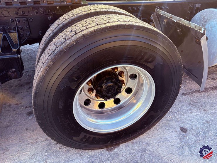 2008-volvo-vt-t/a-truck-tractor-image-18