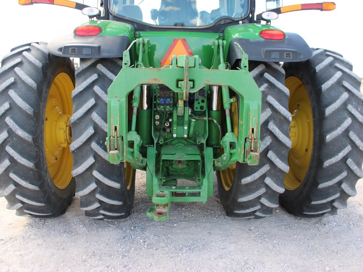 2012-john-deere-8270r-image-59
