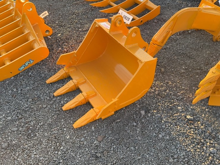 caterpillar-307-image-2