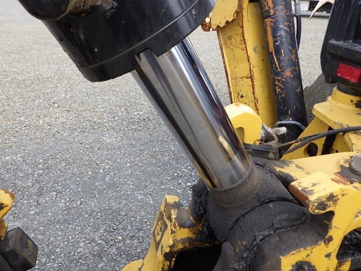 2014-caterpillar-430f-it-image-19