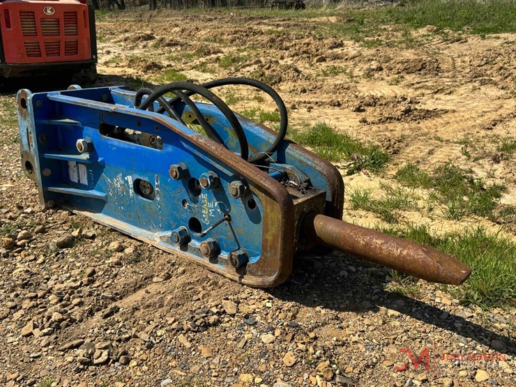 komatsu-pc210-image-4