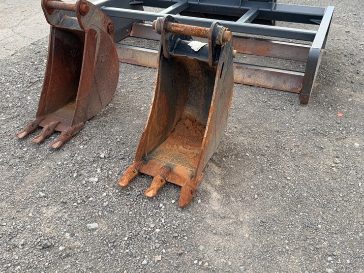 2007-caterpillar-16-image-1