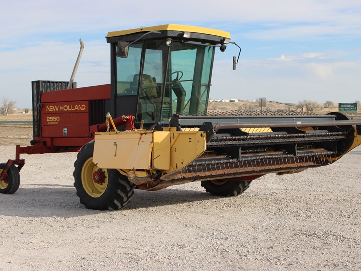 new-holland-2550-image-5