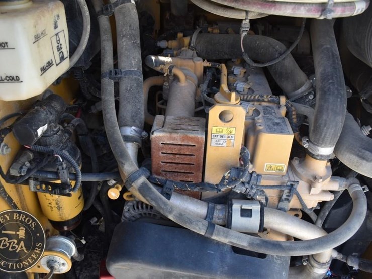 2020-caterpillar-289d3-image-27