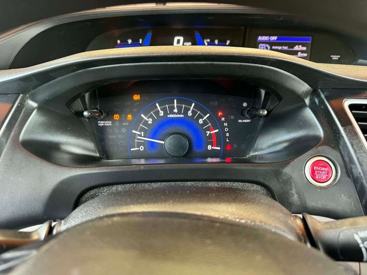 2015-honda-civic-4-door-sedan-(249,847-miles)-image-14