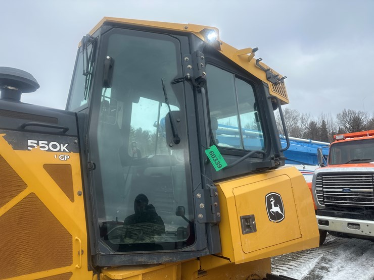 deere-550k-lgp-image-9
