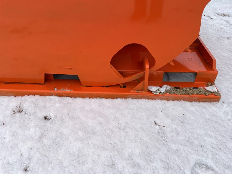 #2005-•-1.5-yard-self-dumping-hopper-image-12