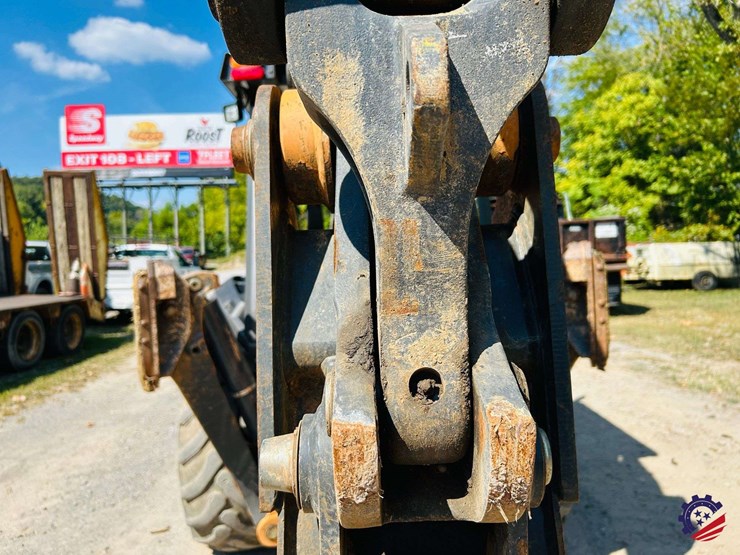 2021-case-580n-image-60