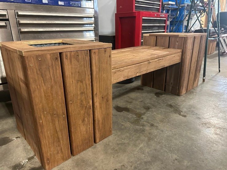 planter-box-with-bench-image-1