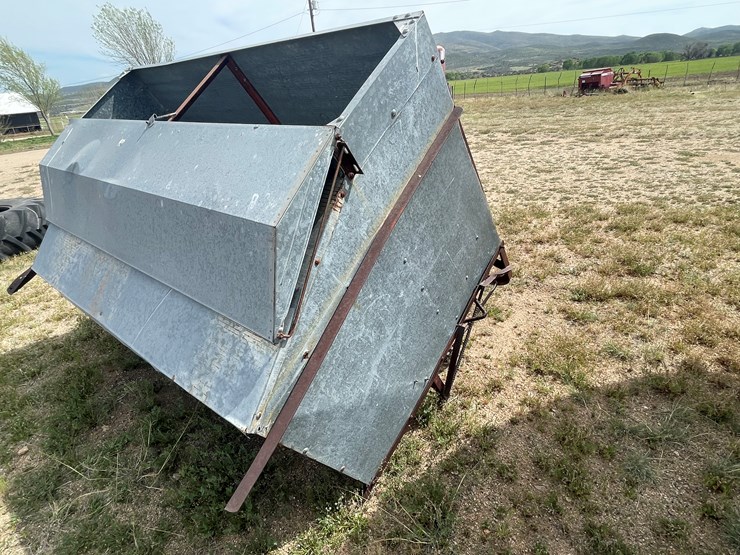 #4074-•-cattle-feeder-image-7