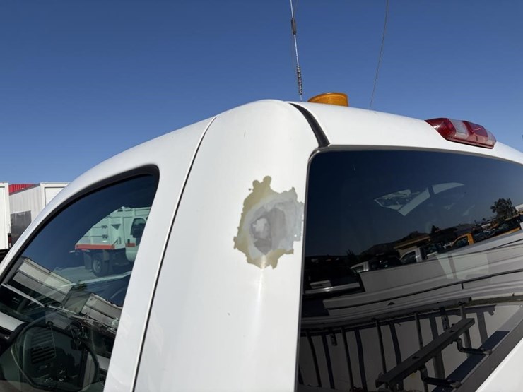 2012-chevrolet-2500-image-37