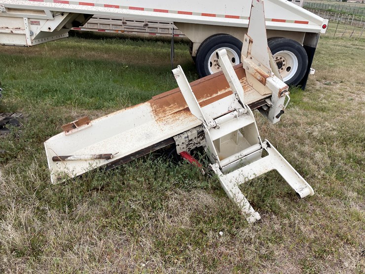 #4009-•-1999-lang-fab-belly-dump-spreader-(az-title)-image-16