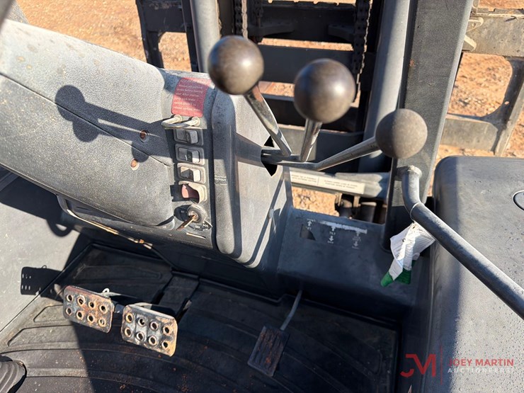 2019-case-586h-image-17