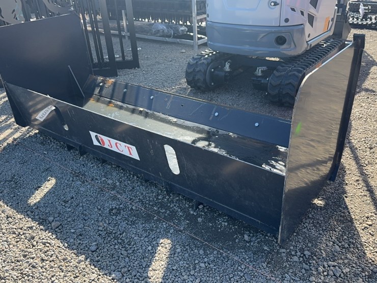 #1094-•-jct-84"-skid-steer-snow-pusher-image-3