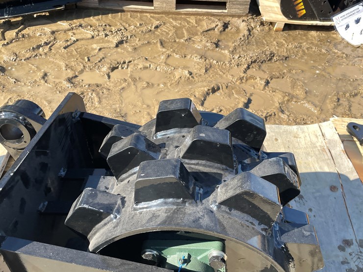 caterpillar-307-image-6