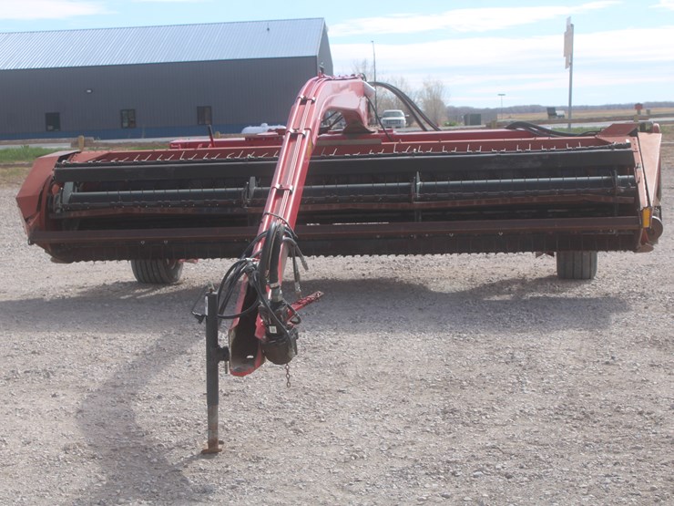 hesston-1170-image-8