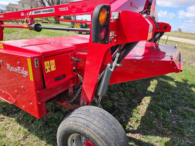 massey-ferguson-1393-image-35