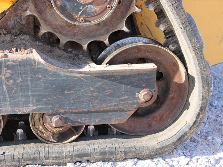 deere-ct322-image-23