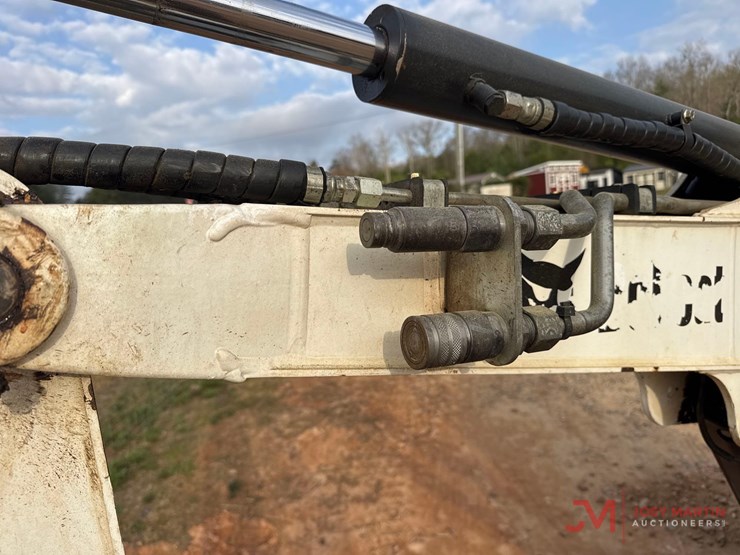 2020-bobcat-e26-image-17