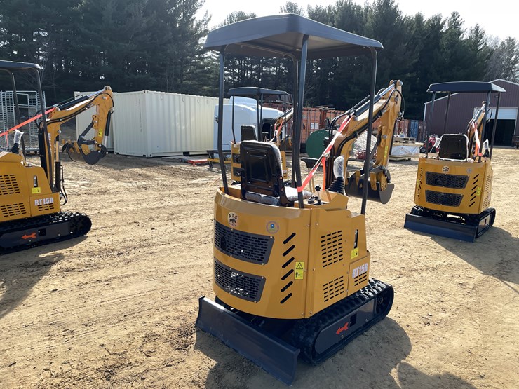 #1035-•-new-ats-rt15r-mini-excavator-image-5
