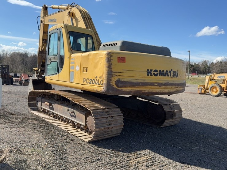 komatsu-pc200-lc-6le-image-12