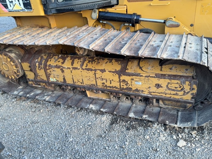 caterpillar-d5k2-lgp-image-5