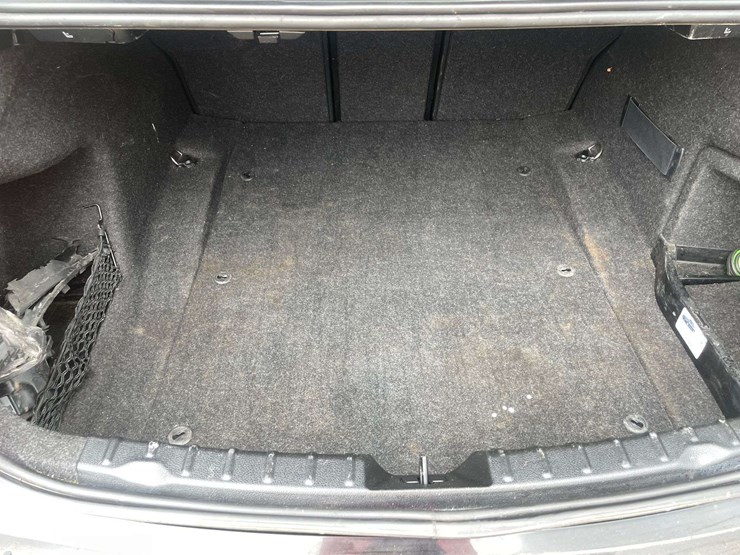 2016-bmw-328i-4-door-sedan-(112,946-miles)-image-15