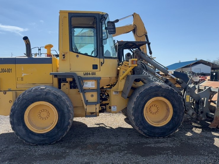 komatsu-wa180-image-5