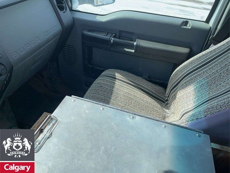 2015-ford-f550-image-19