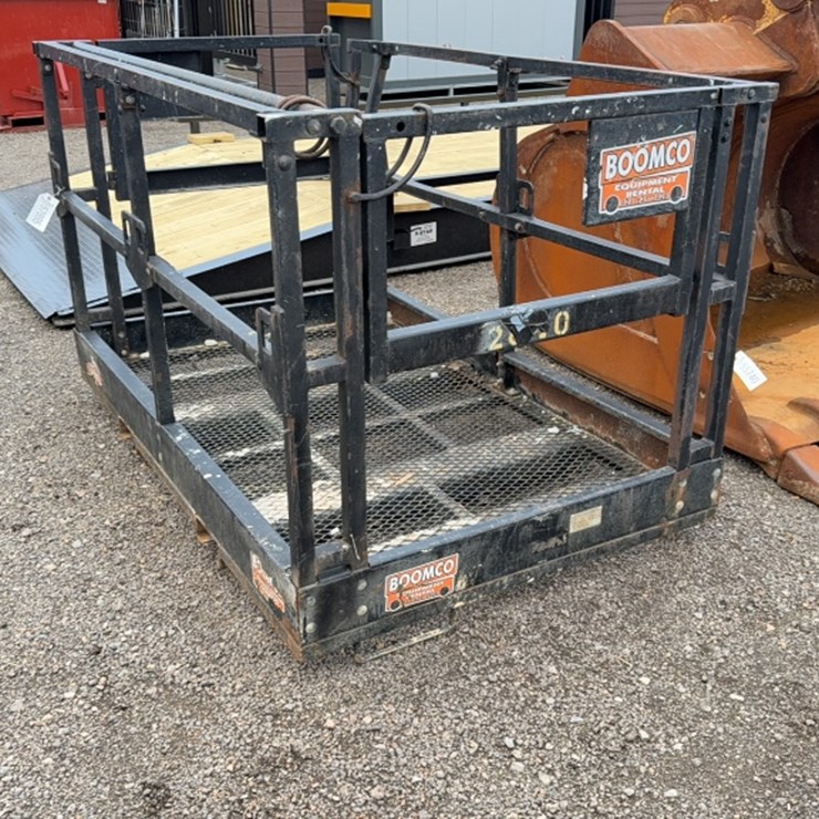 #2043 • 4'X6' FORKLIFT MAN BASKET