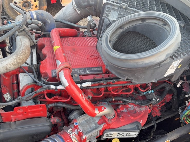 2019-kenworth-t680-image-22