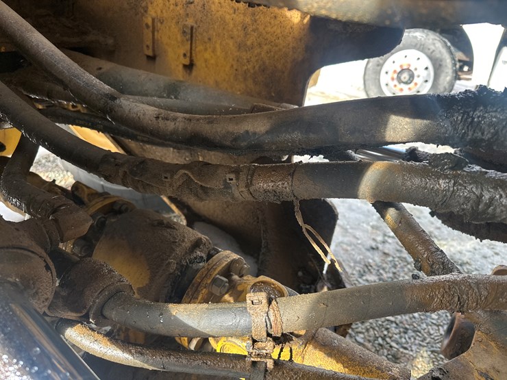 caterpillar-950gc-image-29