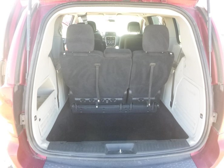 2014-dodge-grand-caravan-image-9
