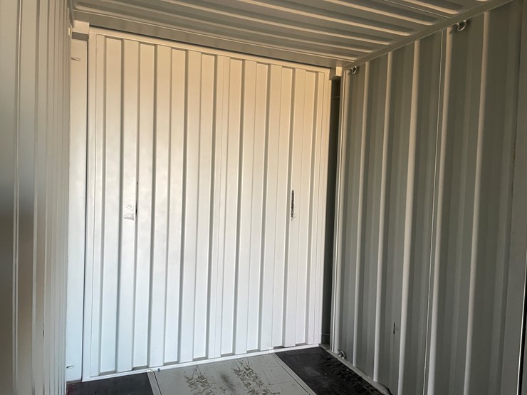 #110-•-40'-high-cube-multi-door-shipping-container-image-17