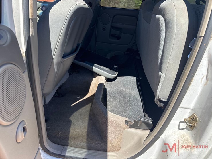 2003-dodge-1500-image-19