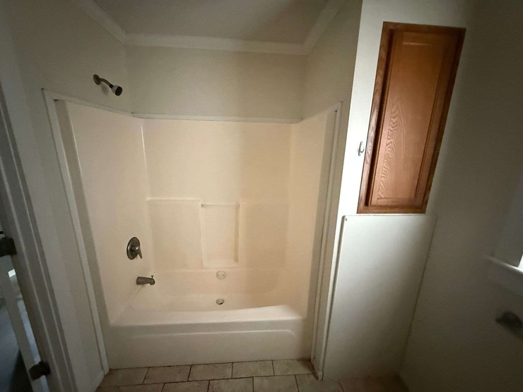 fema-cottage---2007-deer-valley-hb-mobile-home-image-31